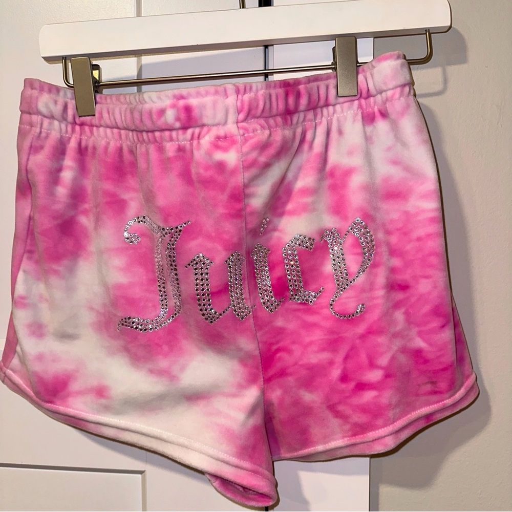 Jody couture velour shorts 💖